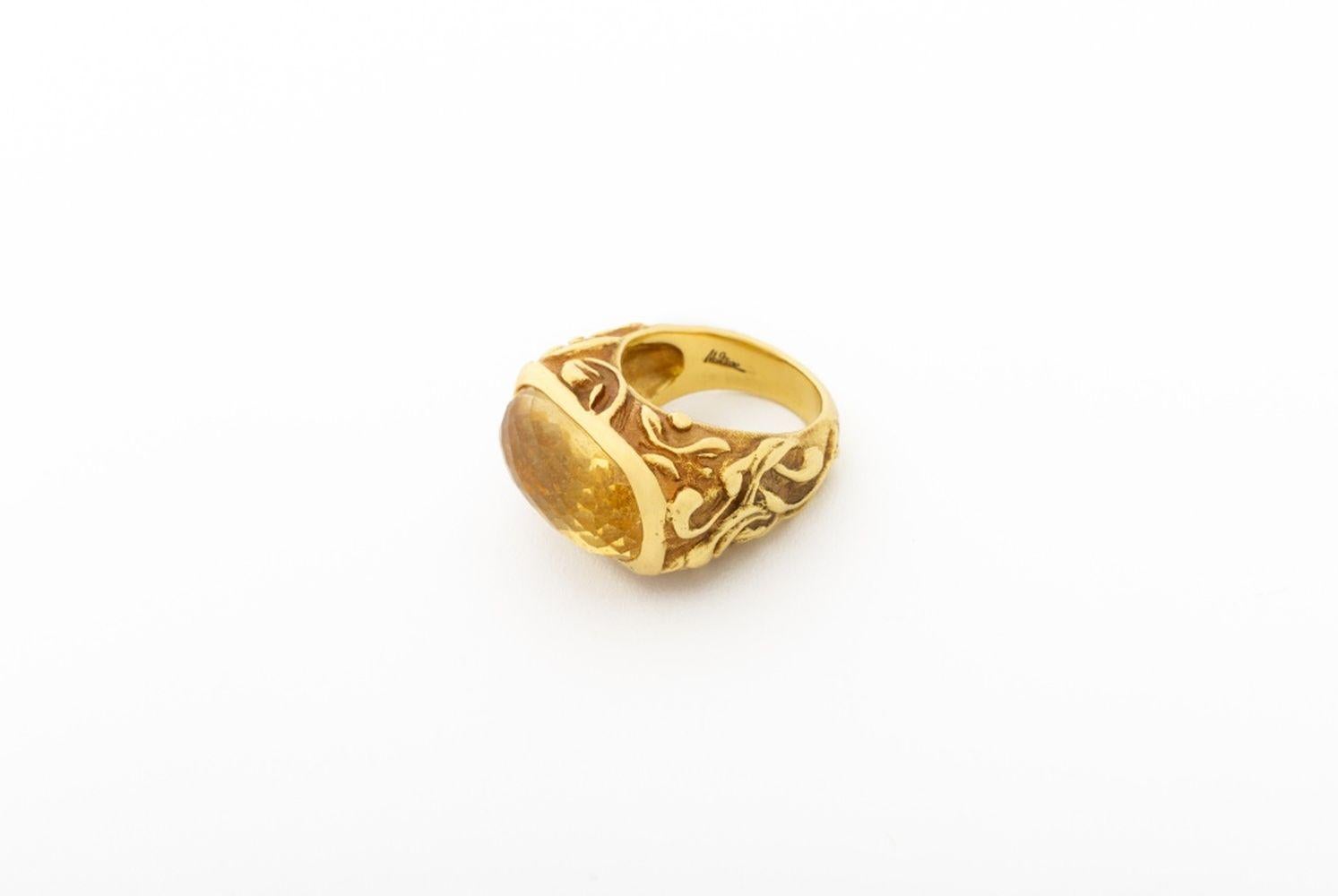 Taille ovale Marlene Stowe Bague en or jaune 18 carats avec citrine en vente