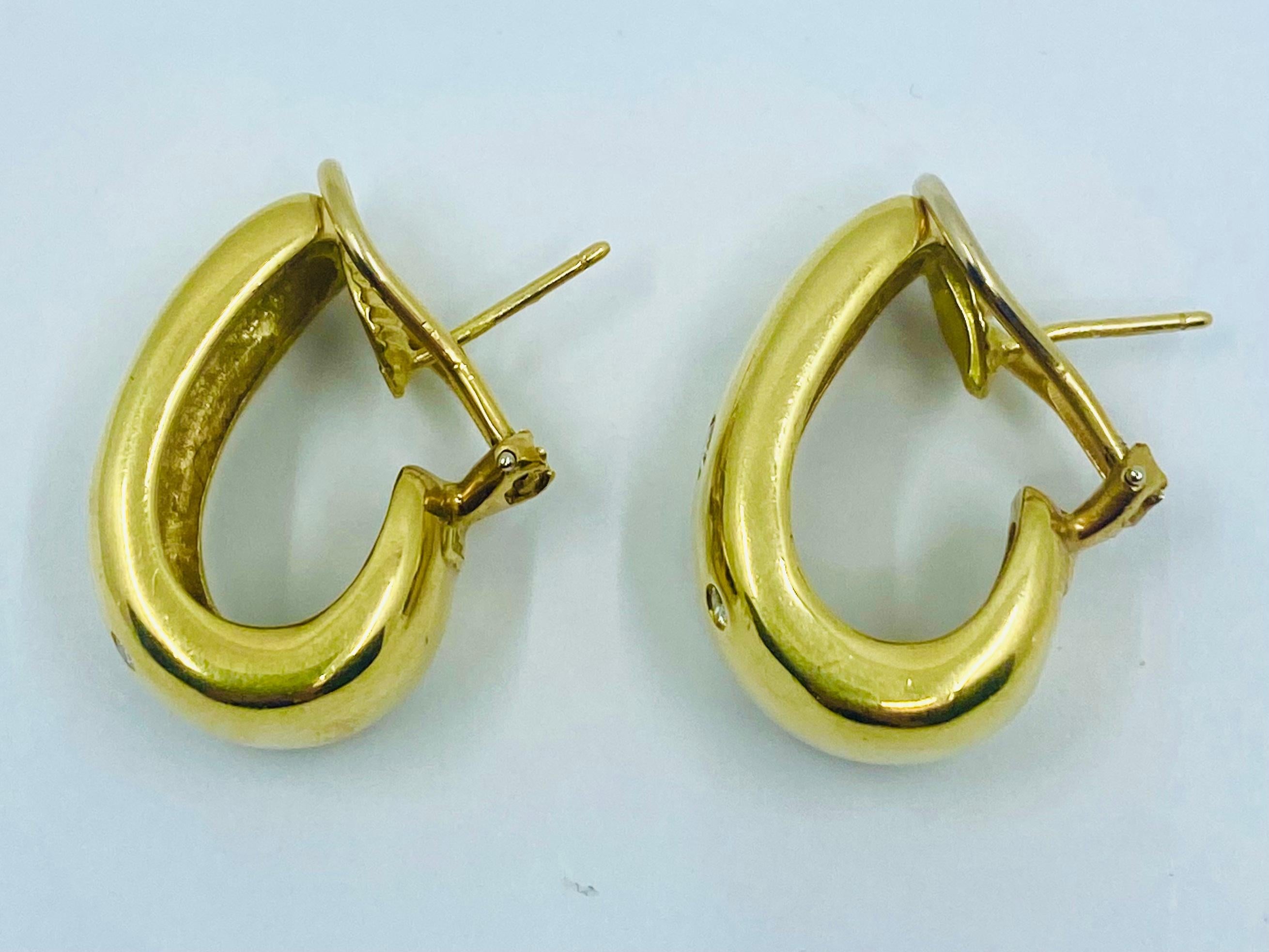Round Cut Marlene Stowe Diamond Earrings For Sale