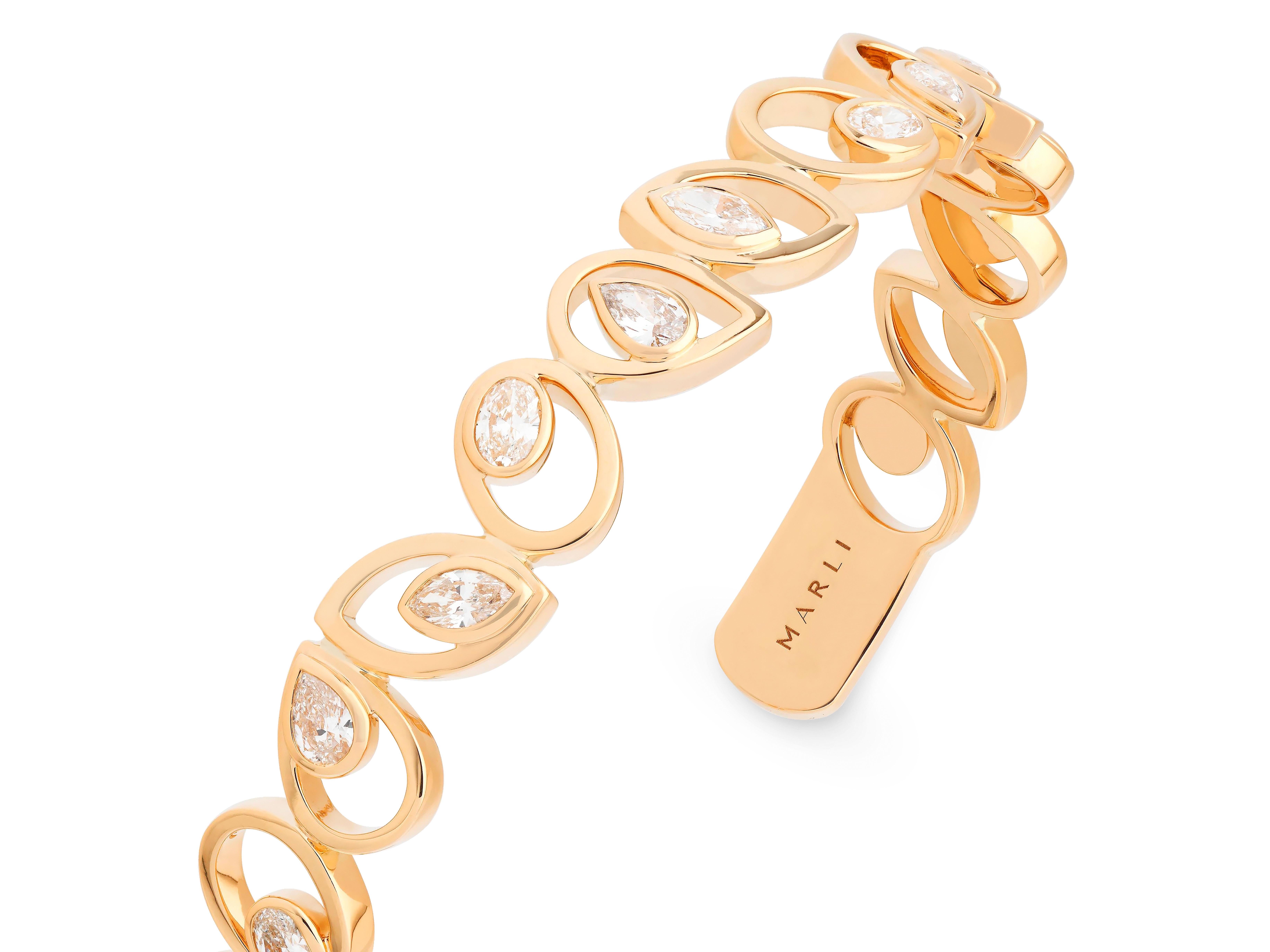 Women's or Men's Marli New York 18 Karat Gold Rock Multi-Shape Statement Bracelet For Sale