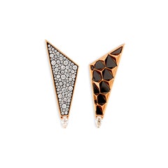 MARLI New York 18 Karat Gold Pyramid Asymmetrical Earrings