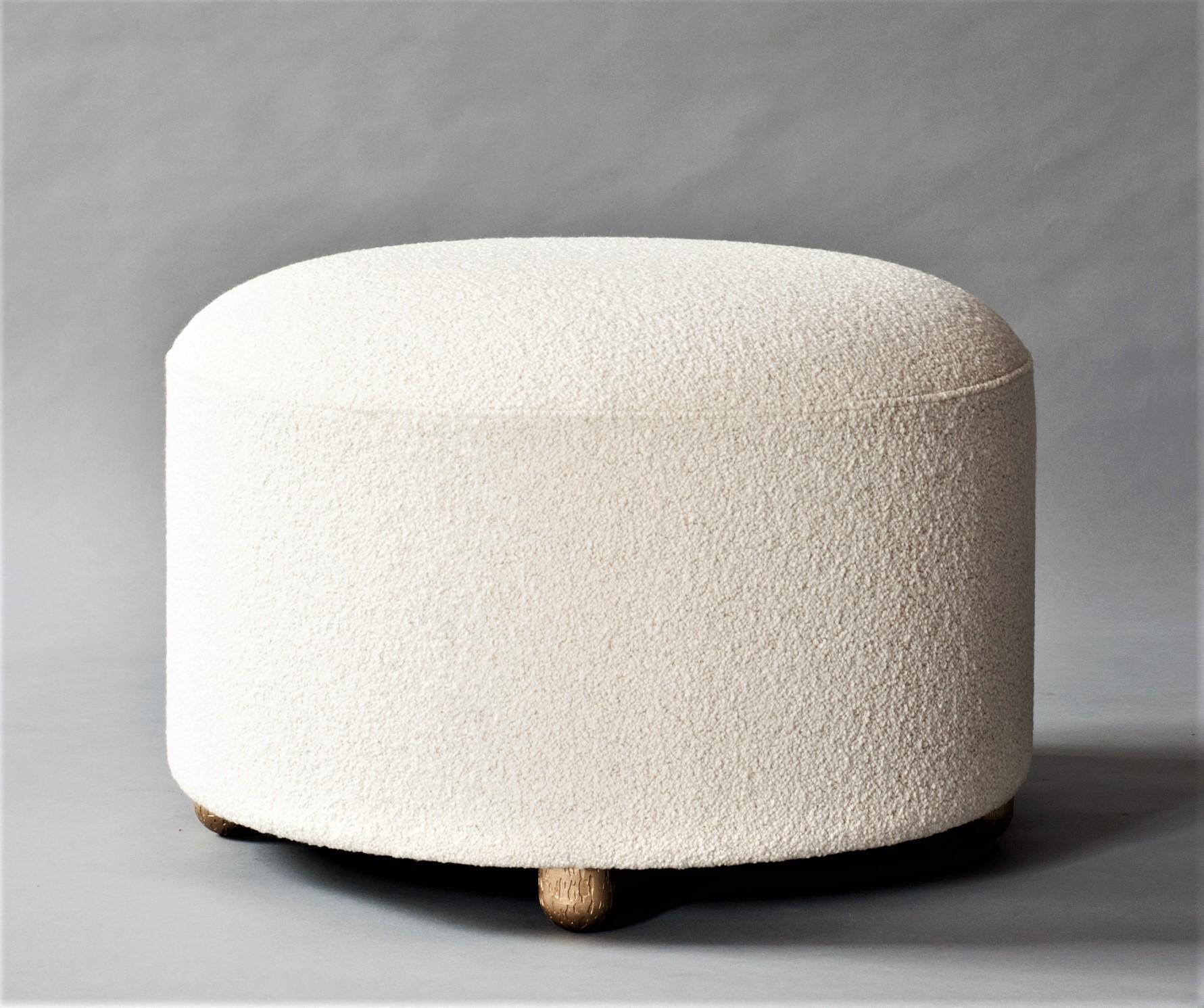Indien Marli Medium Ottoman par DeMuro Das en bronze satiné en vente