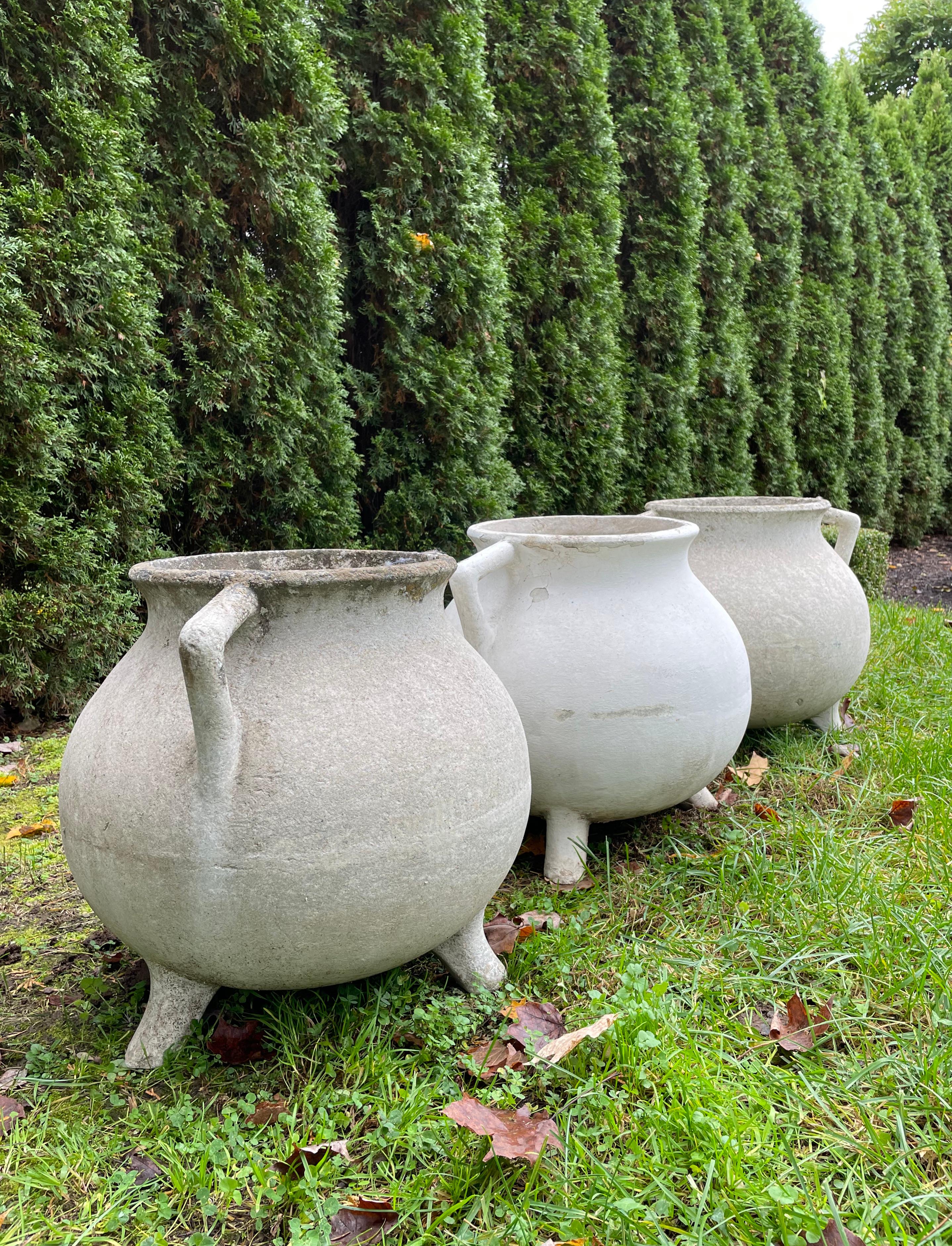 Marmite Cauldron-Form Planters Designed by Willy Guhl For Sale 1