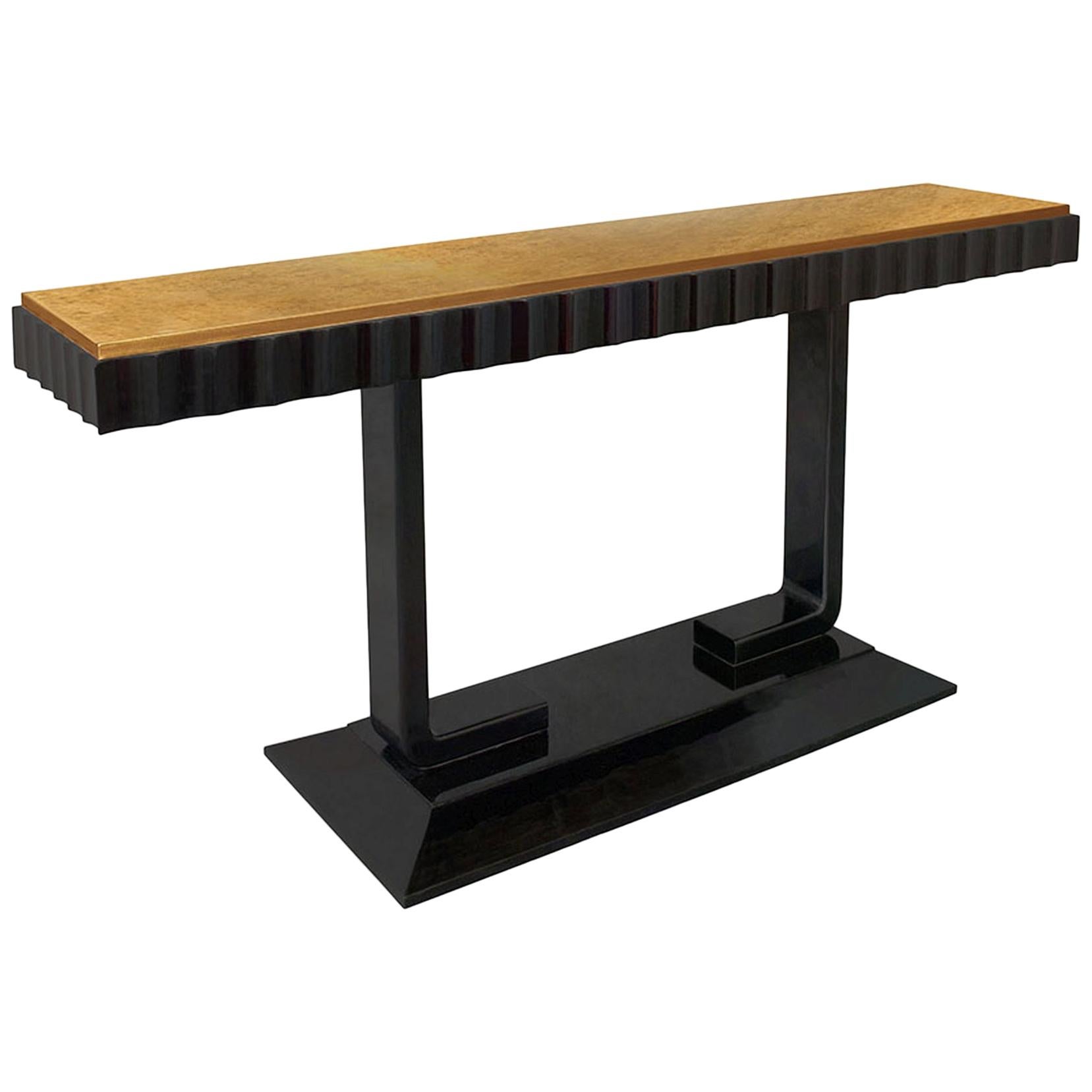 Marmont Console in Lacquered Ebony and Gold Leaf by Innova Luxuxy Group For Sale