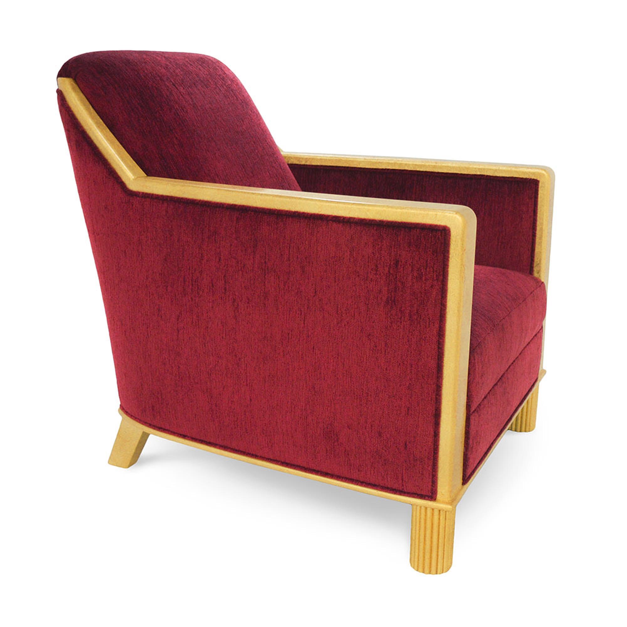 The Marmont lounge chair is a classic piece with a modern appeal as it gives a nod to old Hollywood glamour, while maintaining its sleek forward design. Upholstered on all sides and accented with hand-gilded matte wood that ows beautifully from end
