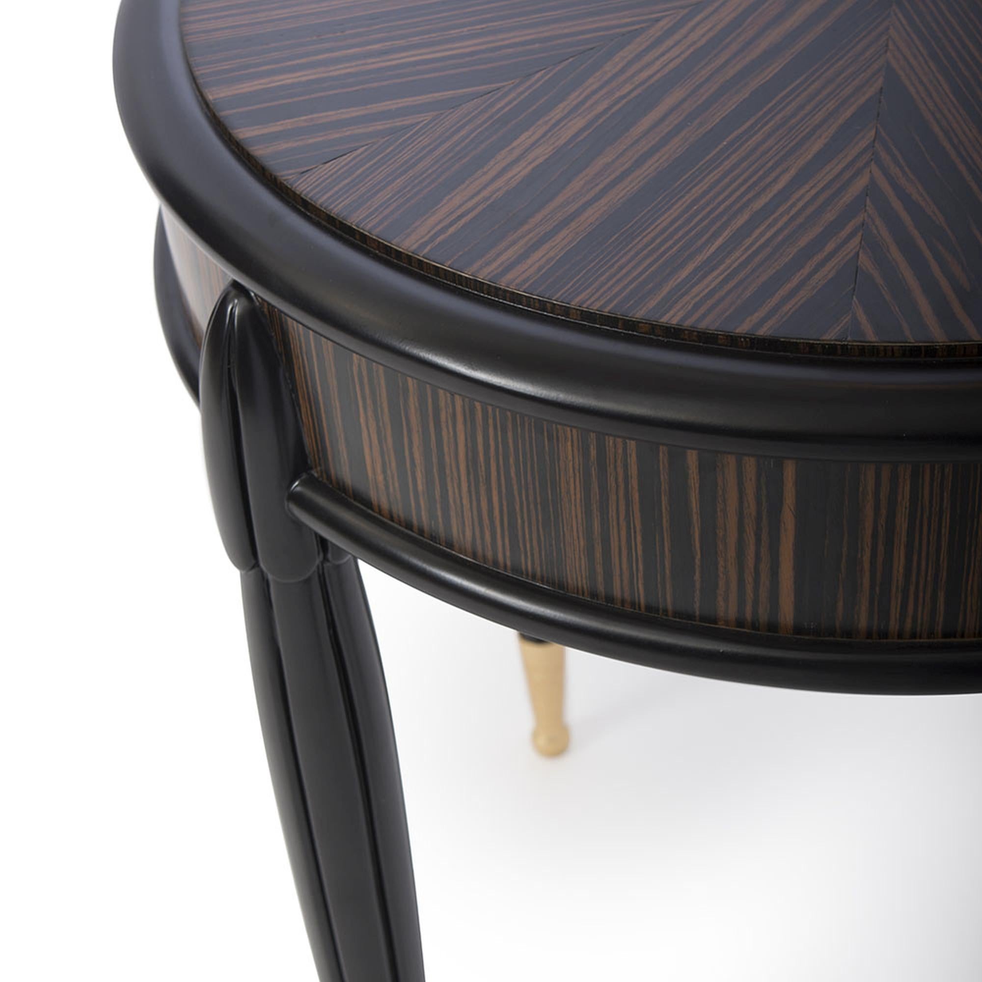 Mexican Marmont Side Table in Lacquered Ebony & Macassar Wood by Innova Luxuxy Group For Sale