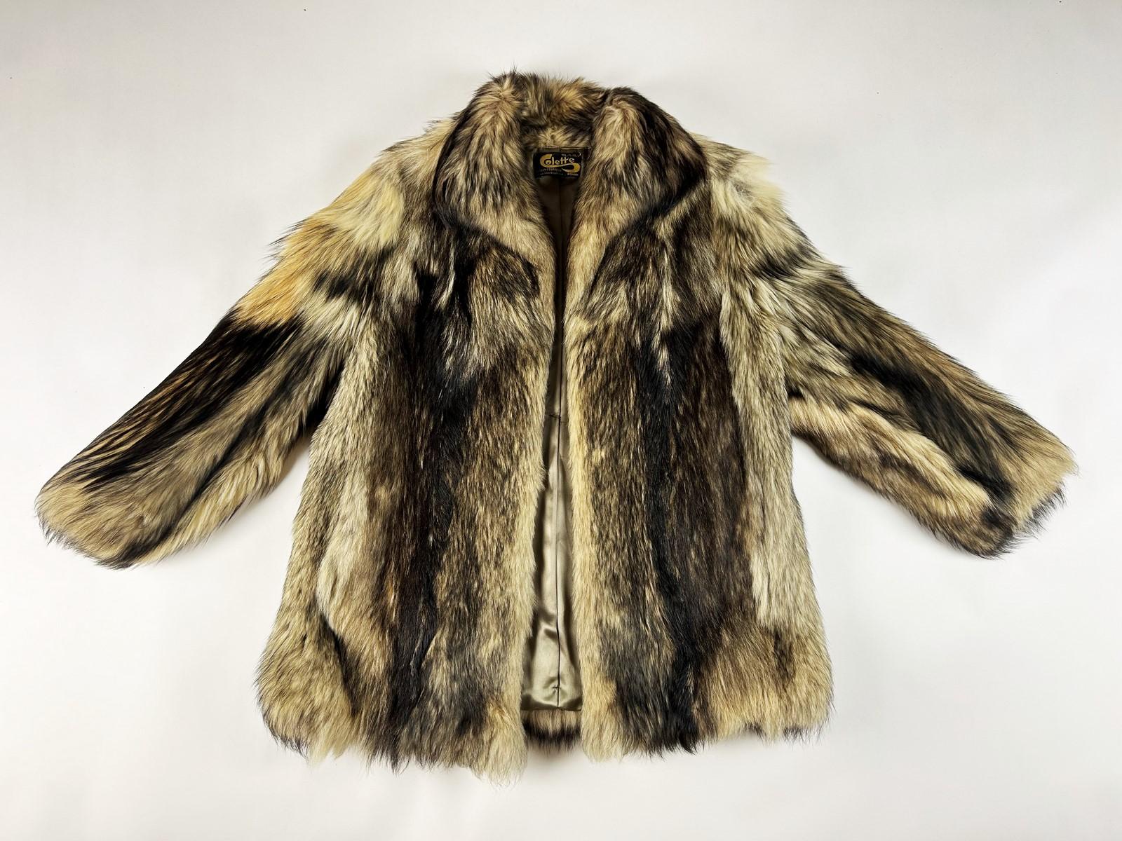 Manteau de fourrure Marmotte par la Maison Colette - Français Circa 1980 en vente 8