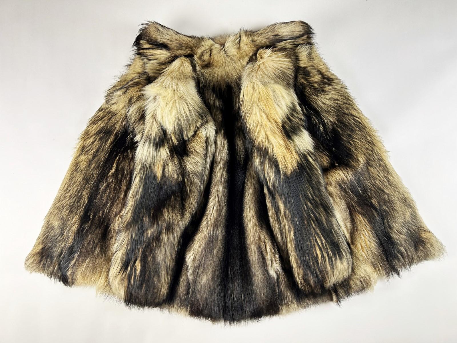 Cappotto in pelliccia di marmotta della Maison Colette - Francese, CIRCA 1980 in vendita 9