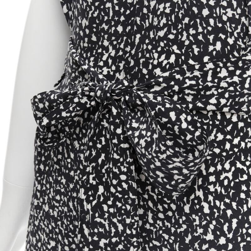 MARNI 100% Seide schwarz weiß abstrakt geknöpftes Etuikleid IT38 XS im Angebot 3