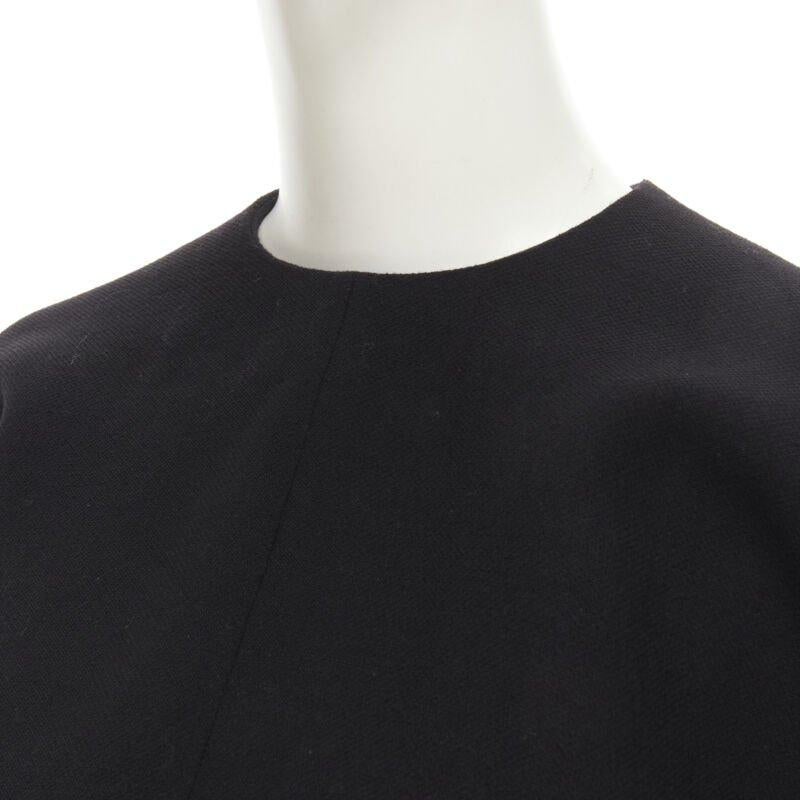MARNI 100% schwarzes Kleid aus Wollkrepp mit geschwungenem Saum in Kokon IT38 XS im Angebot 2