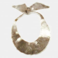 Marni Beigefarbene Seidenhalskette mit Pailletten