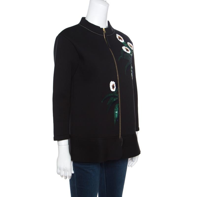 The stylish neckline, sequined floral embellishments and slightly peplum hem are the reasons why this jacket from Marni is an elegant option for evening outs. Featuring long sleeves, zipper fastenings on the front and comfortable paddings, the piece