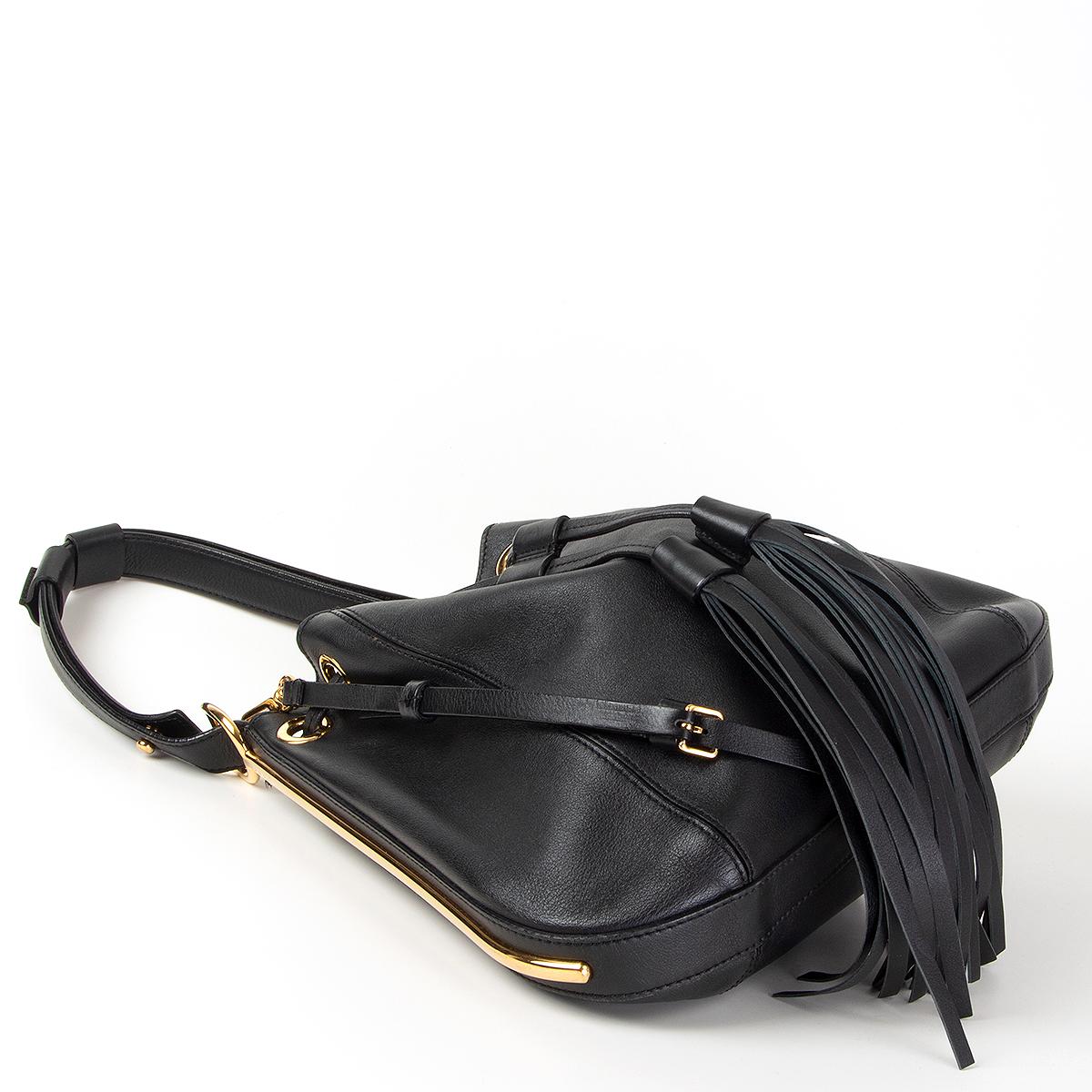 MARNI black leather DRAWSTRING HOBO Shoulder Bag In Excellent Condition For Sale In Zürich, CH