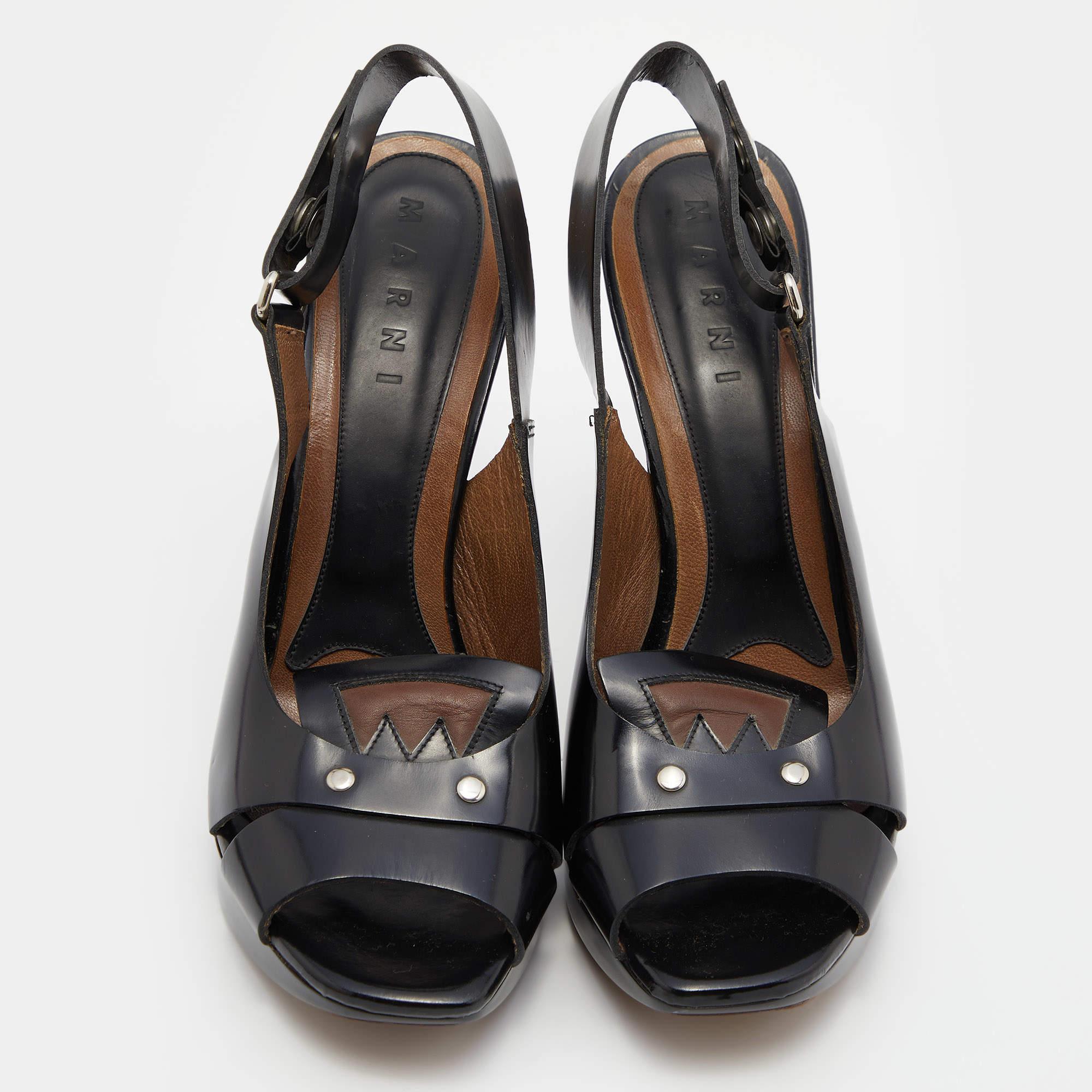 Marni Black Leather Peep Toe Sandals Size 40 In Good Condition For Sale In Dubai, Al Qouz 2
