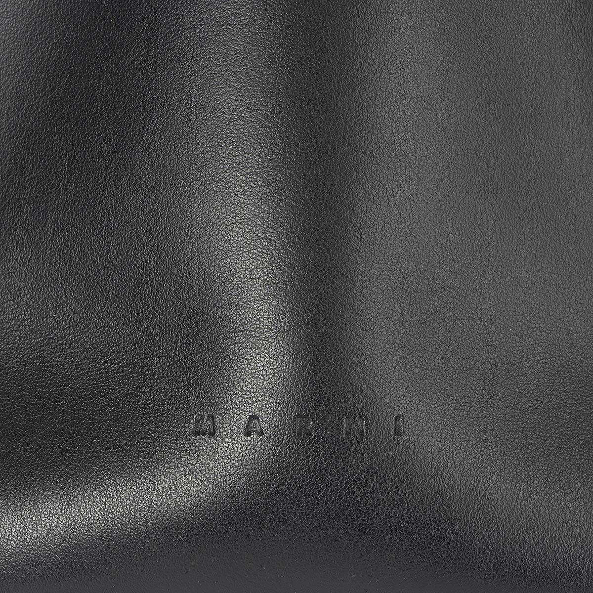 MARNI black leather POUCH KISSLOCK Clutch Bag For Sale 2