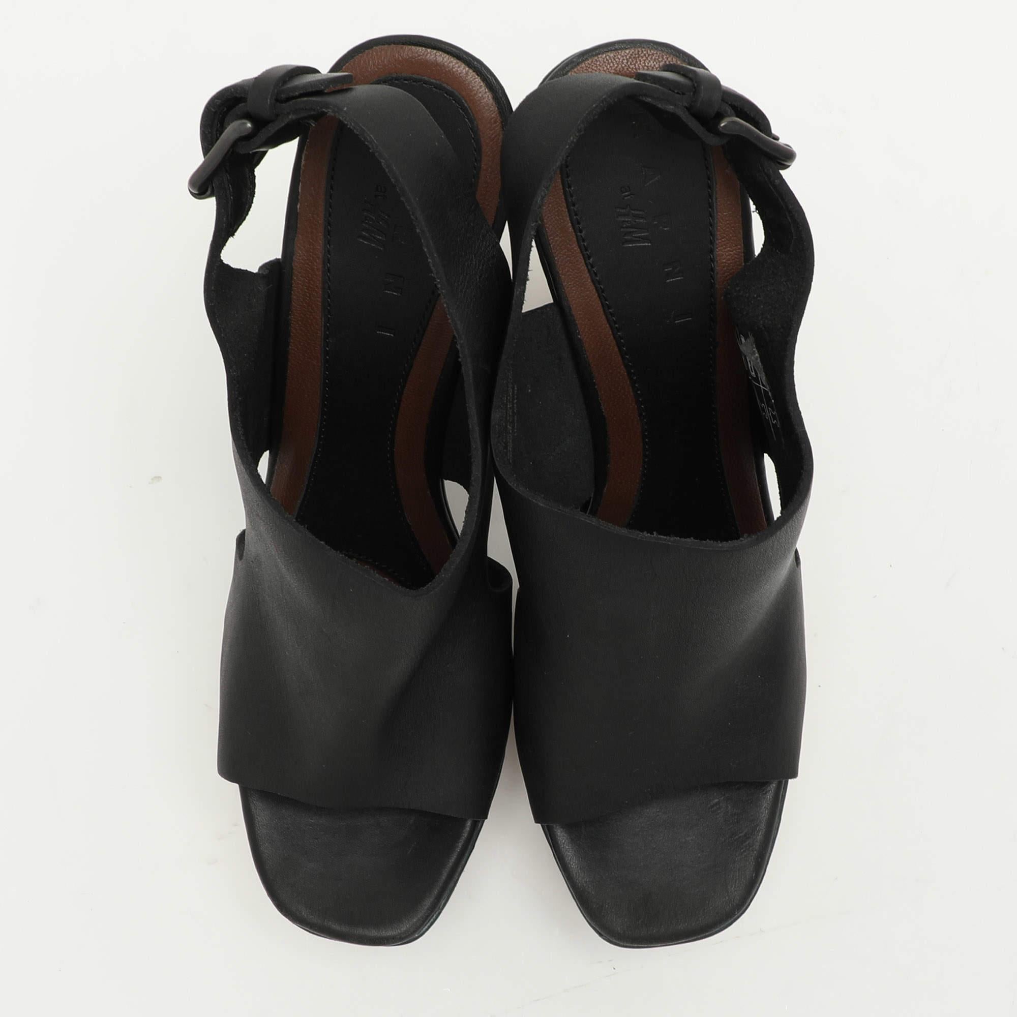 Marni Black Leather Wooden Platform Slingback Sandals Size 37 In Good Condition In Dubai, Al Qouz 2