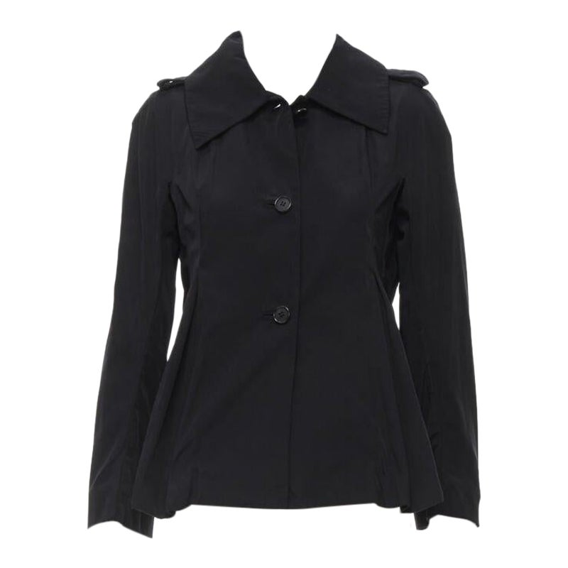 MARNI Schwarzer, geschichteter, kurzer Trenchcoat aus Polyester mit Schachbrettmuster IT38 XS im Angebot