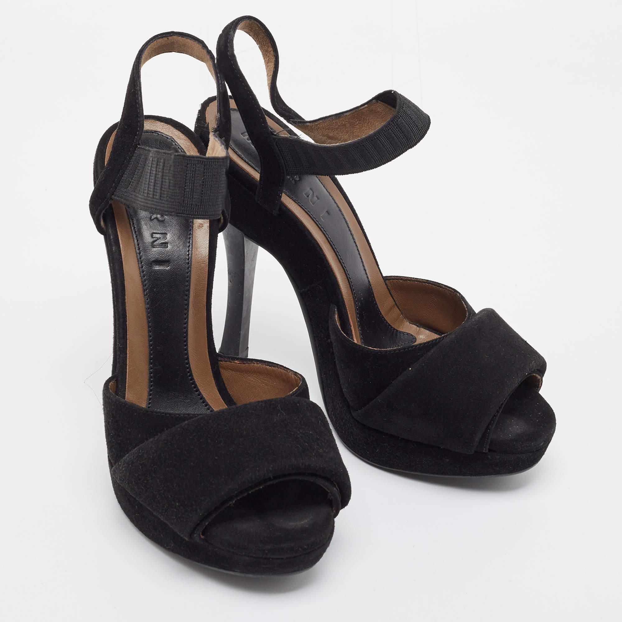 Marni - Sandales à plateforme en daim noir - Taille 36 Bon état - En vente à Dubai, Al Qouz 2