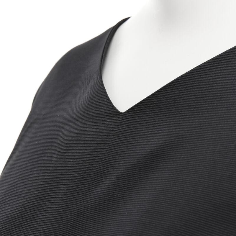 MARNI black V-neck heavy acetate panelled back hem sleeveless boxy top IT38 XS For Sale 2