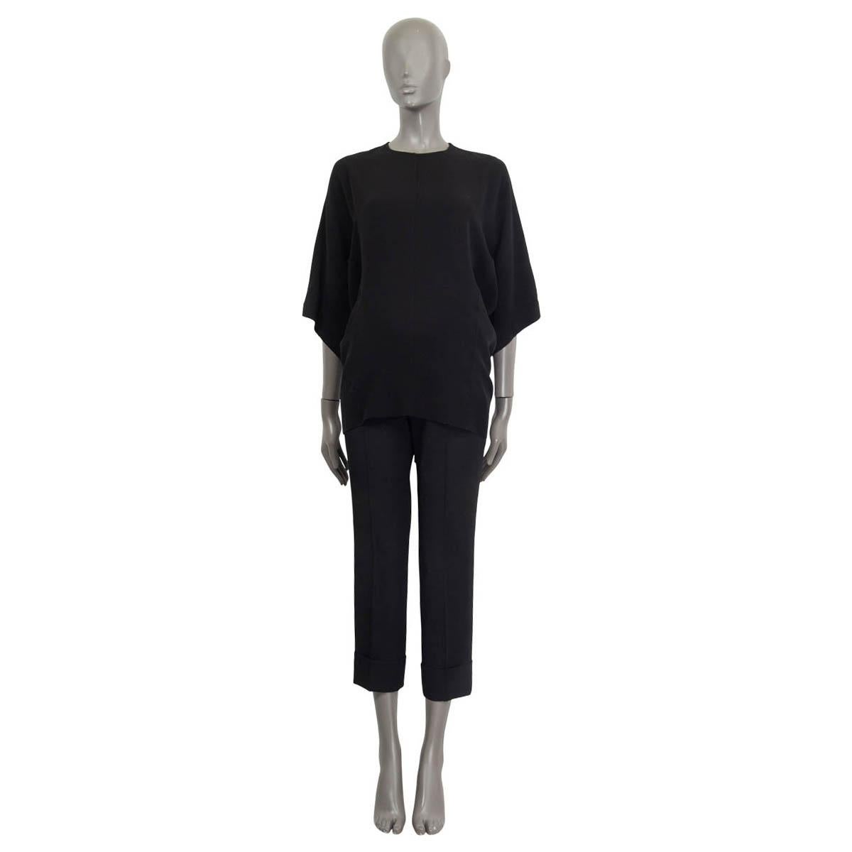 100% authentic Marni batwing-sleeve blouse in black viscose (58%) and acetate (42%) featuring a double sided zipper on the back. Has been worn and is in excellent condition. 

Measurements
Tag Size	40
Size	S
Shoulder Width	40cm (15.6in)
Bust