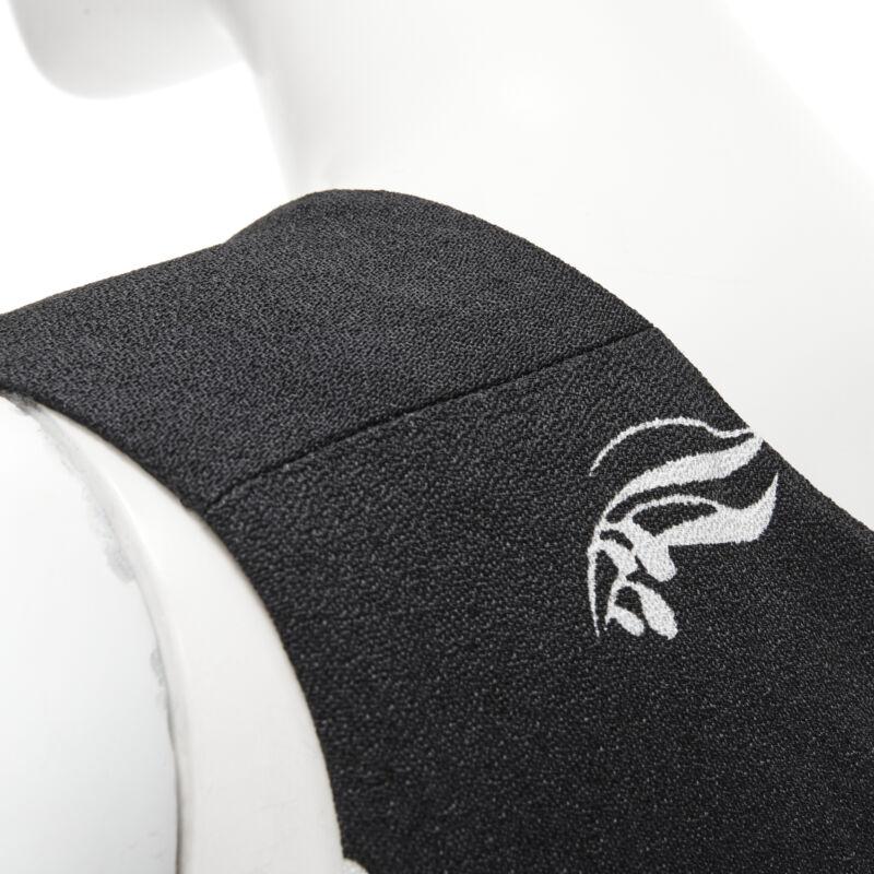 MARNI top senza maniche in crêpe stampato in bianco e nero aperto sul retro IT40 S in vendita 2