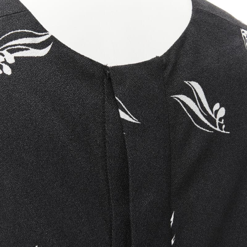 MARNI top senza maniche in crêpe stampato in bianco e nero aperto sul retro IT40 S in vendita 3