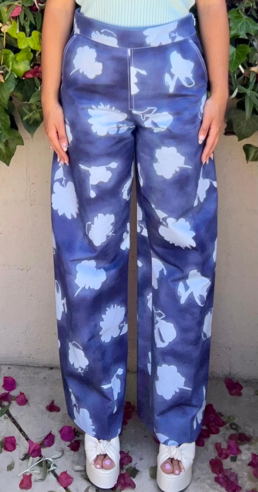 Marni Blue Flower Pants, Size 42 For Sale 3