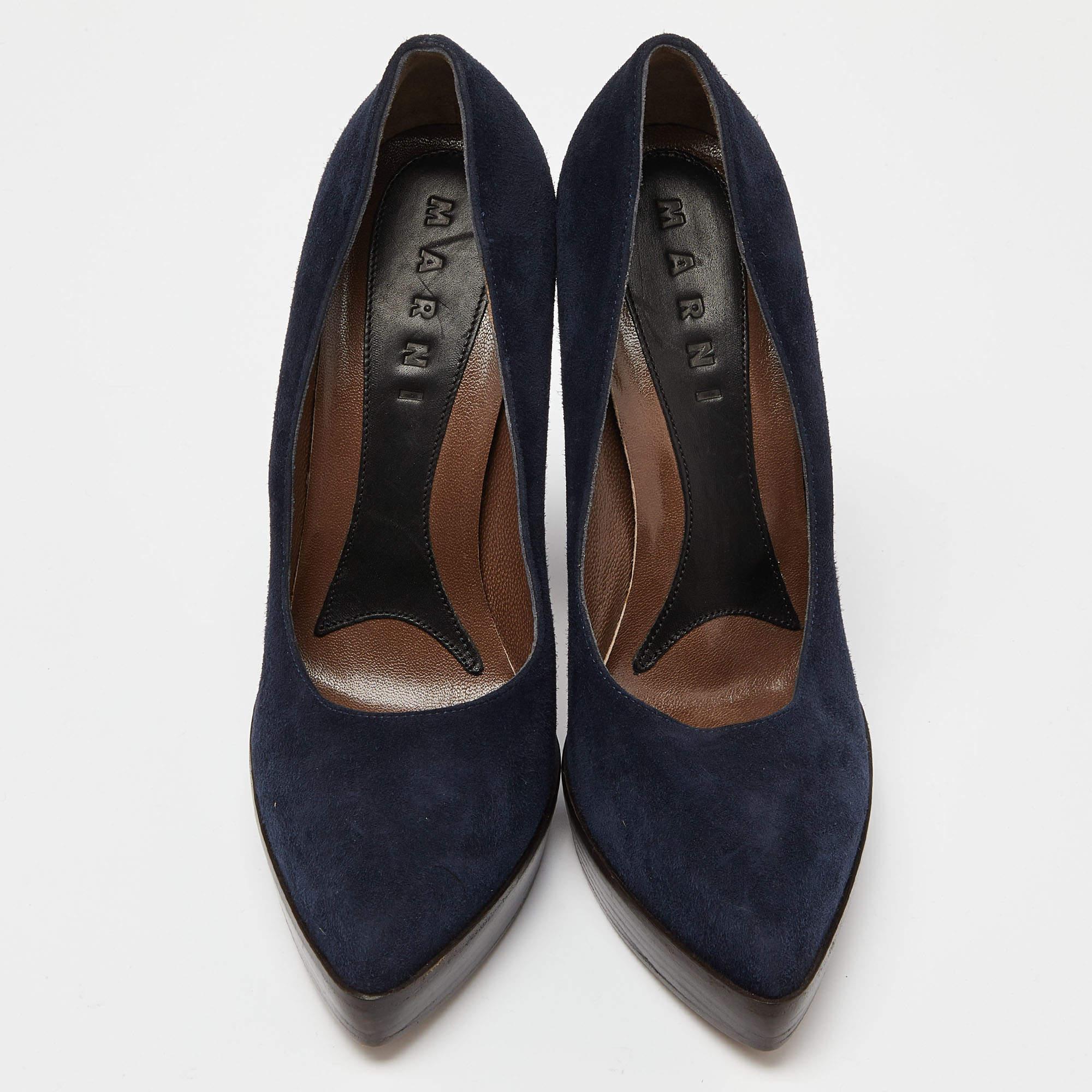 Noir Marni - Escarpins en daim bleu à bout pointu et à plateforme - Taille 38 en vente