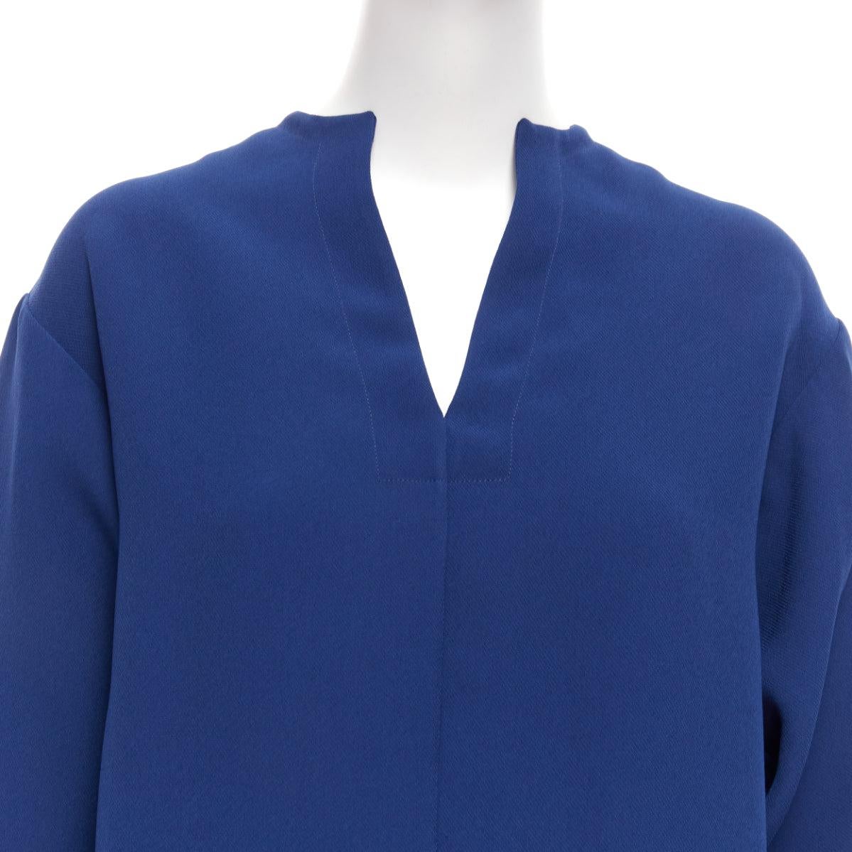 MARNI blue V neck contrast ribbing long sleeve boxy cocoon top IT36 XS For Sale 2