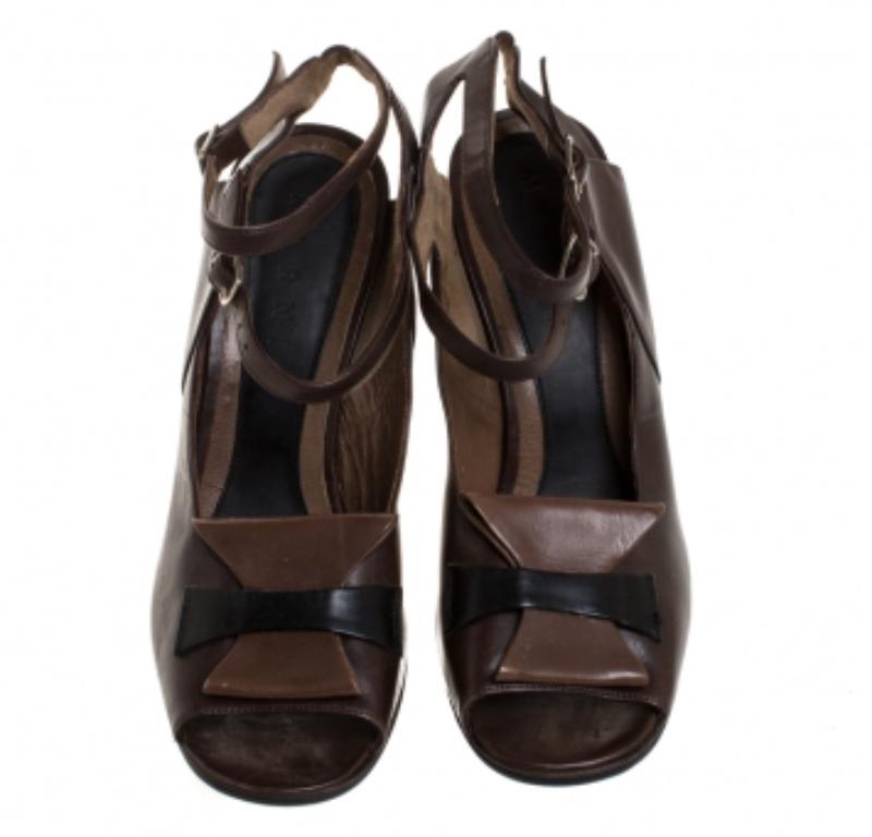 Marni Sandales à plateforme en cuir Brown Taille 38.5 en vente 1