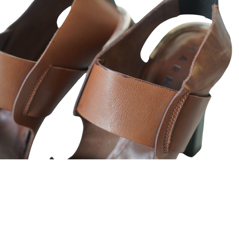 Marni Brown Leather Block Heel Sandals 40.5 For Sale 3