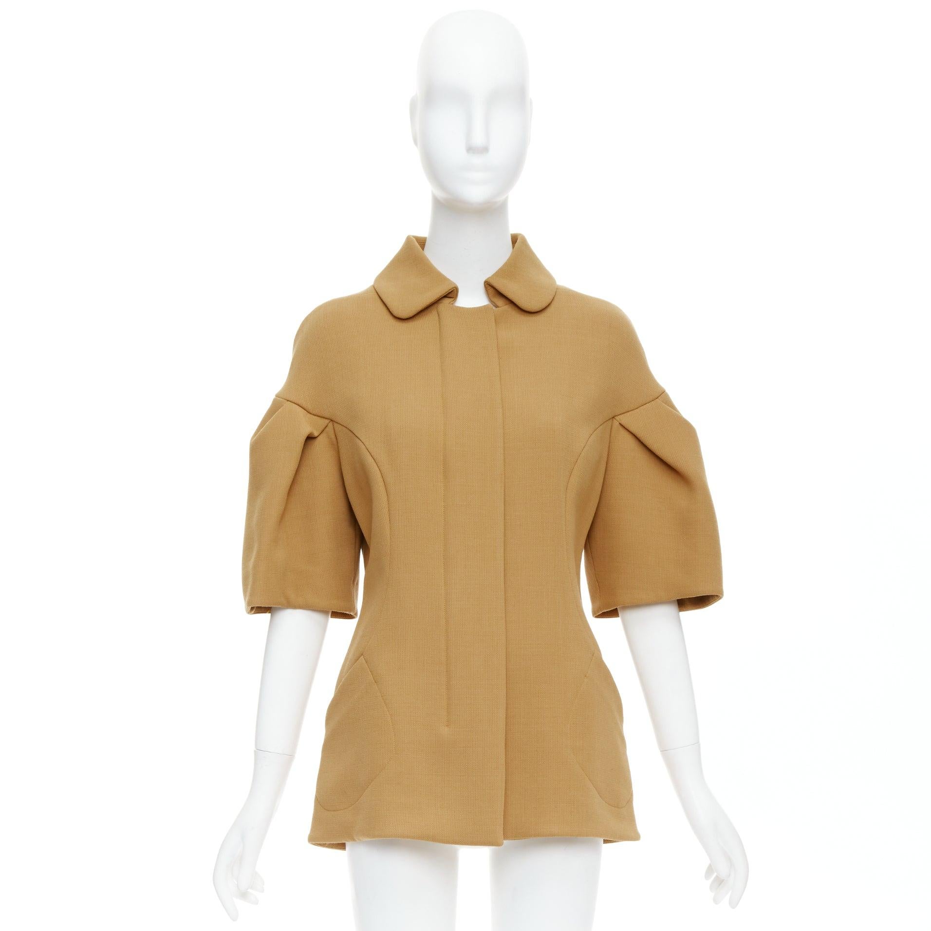 Marni cappotto in lana vergine cammello con maniche a sbuffo e zip, collo rotondo IT40 S in vendita 5