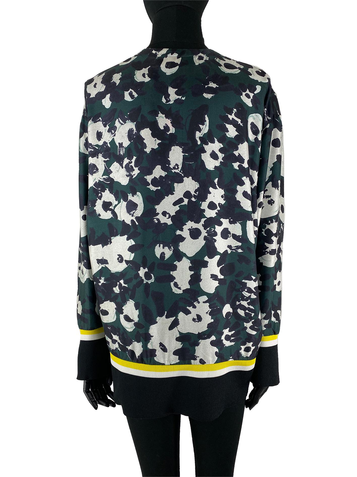 Top estampado de camuflaje Marni Negro en venta