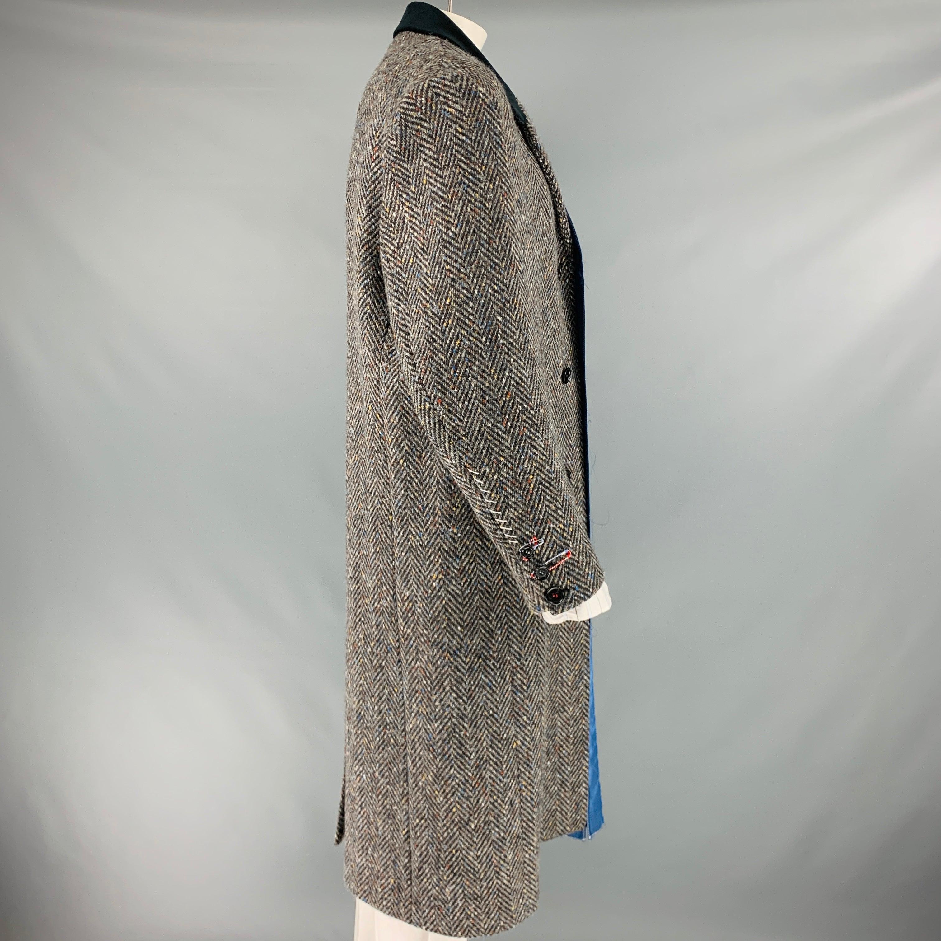 Men's MARNI Chest Size 42 Size 42 Grey Multi-Color Herringbone Wool Notch Lapel Coat For Sale