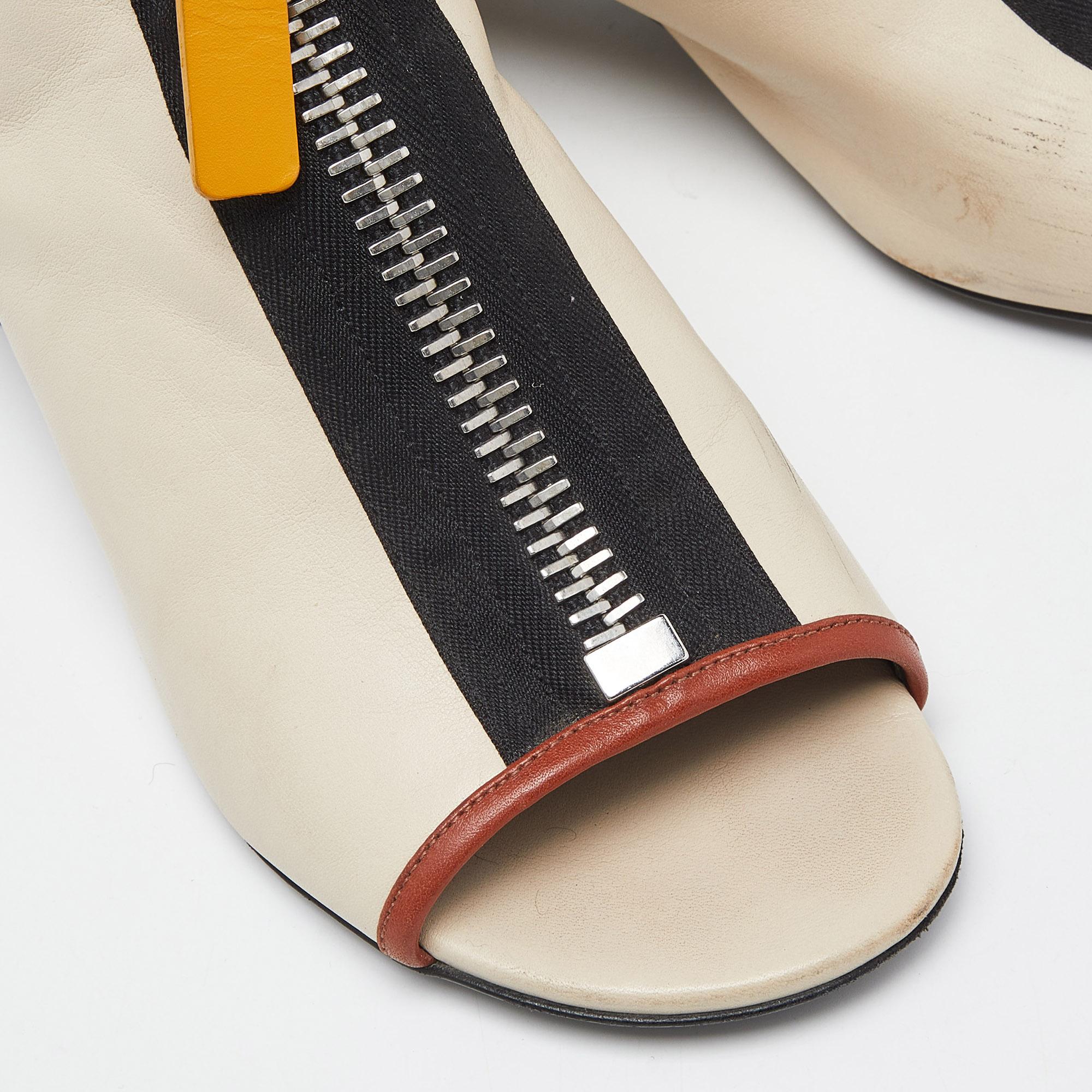 Marni Cream/Black Leather Zip Detail Open Toe Slingback Sandals Size 35 For Sale 2