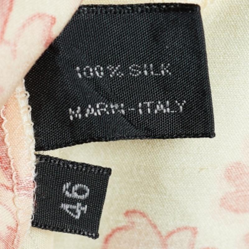 Complétez votre élégance avec un joli chemisier comme celui-ci. Avec son joli design et son tissu de qualité, ce chemisier est le meilleur choix pour un look sophistiqué et posé.
