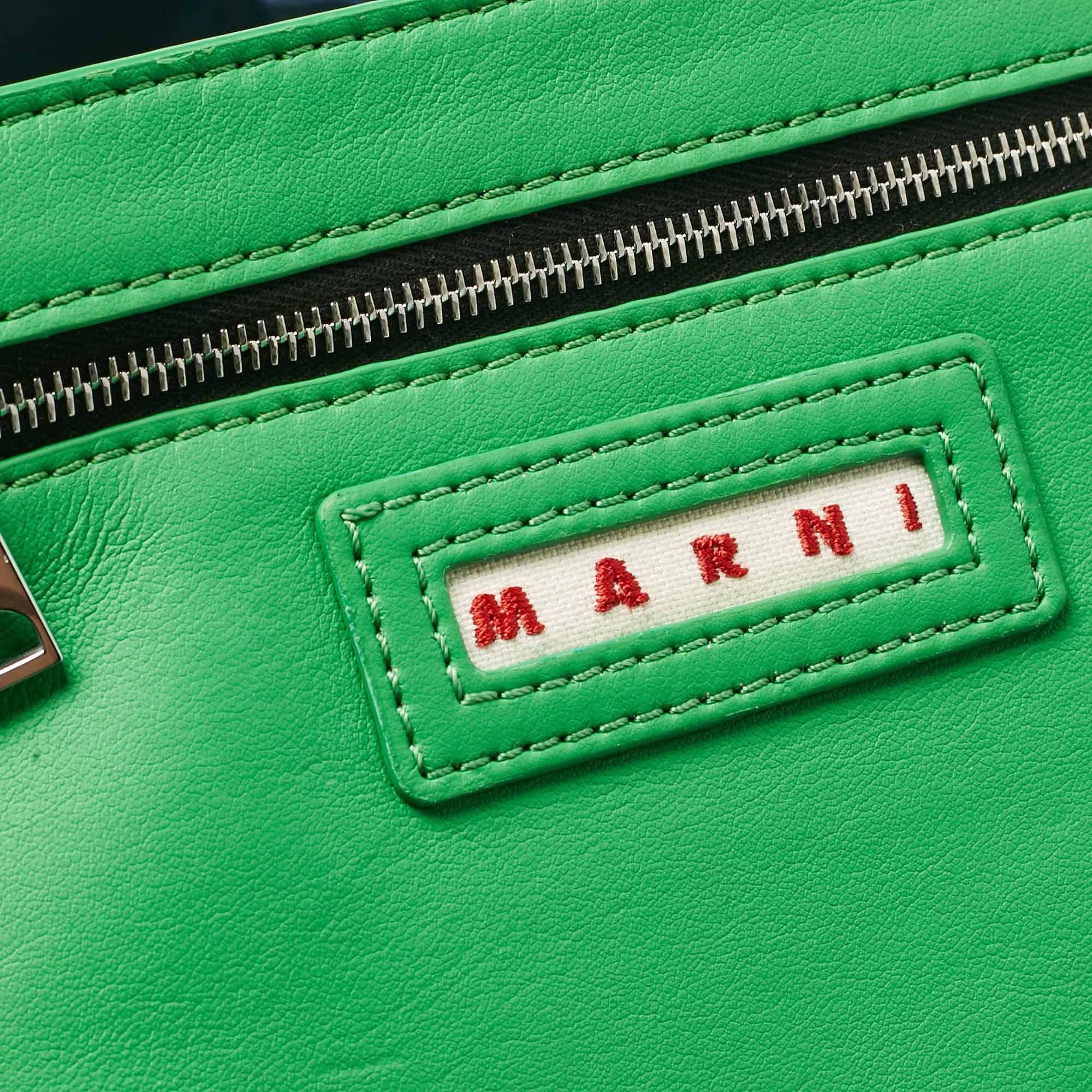 Marni Cream/Navy Blue Canvas Logo Shopping Tote For Sale 2