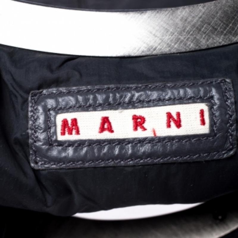 Noir Marni Dark Grey Nappa Leather Drawstring Shoulder Bag en vente