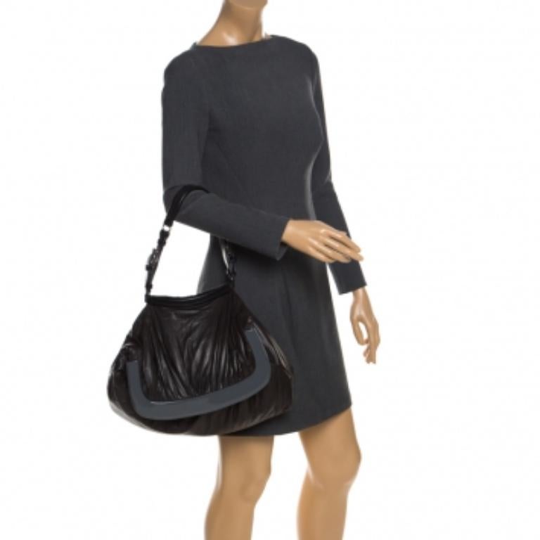 Marni Dark Grey Soft Leather Frame Flap Shoulder Bag en vente 4