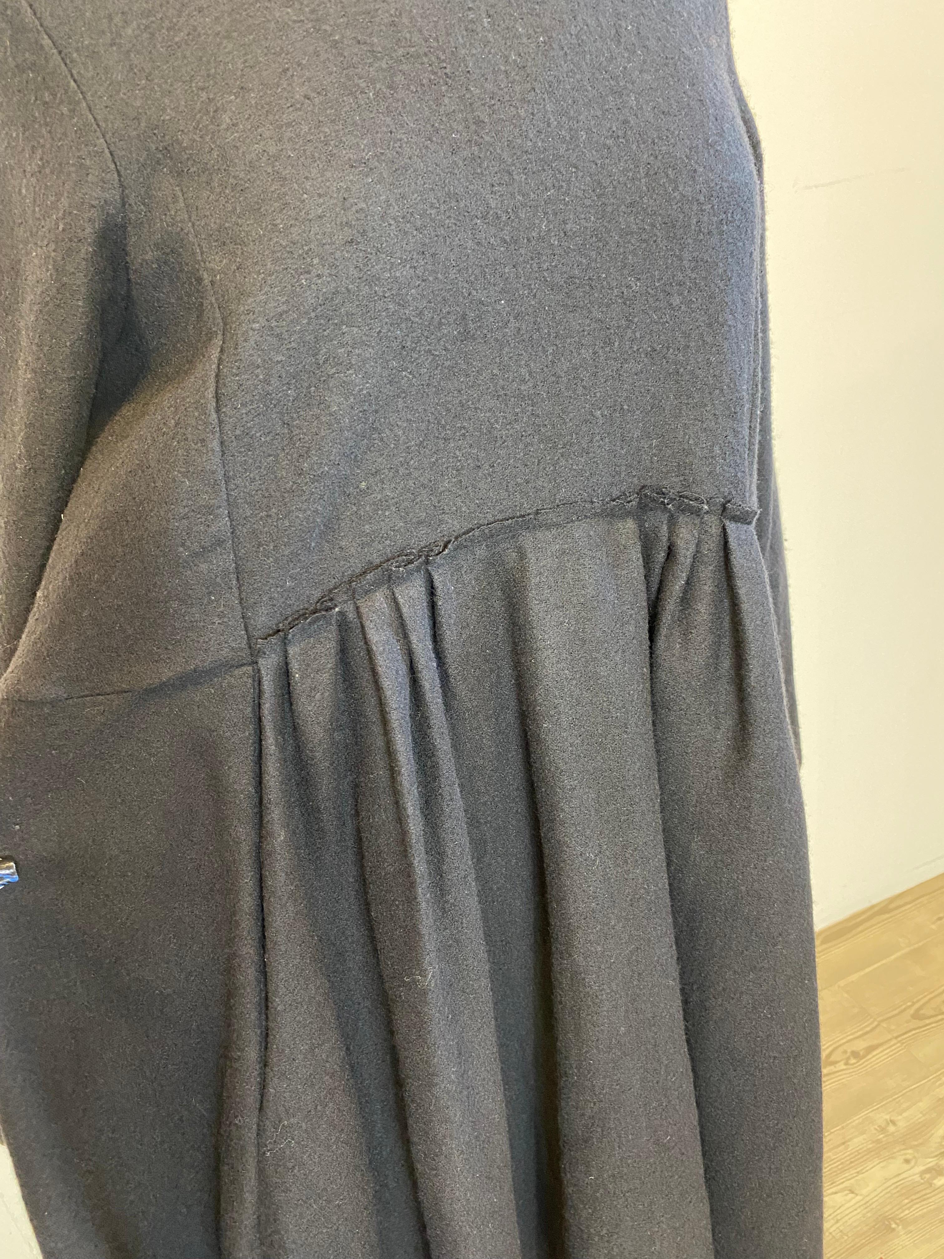 Women's or Men's Marni dress in black wool For Sale