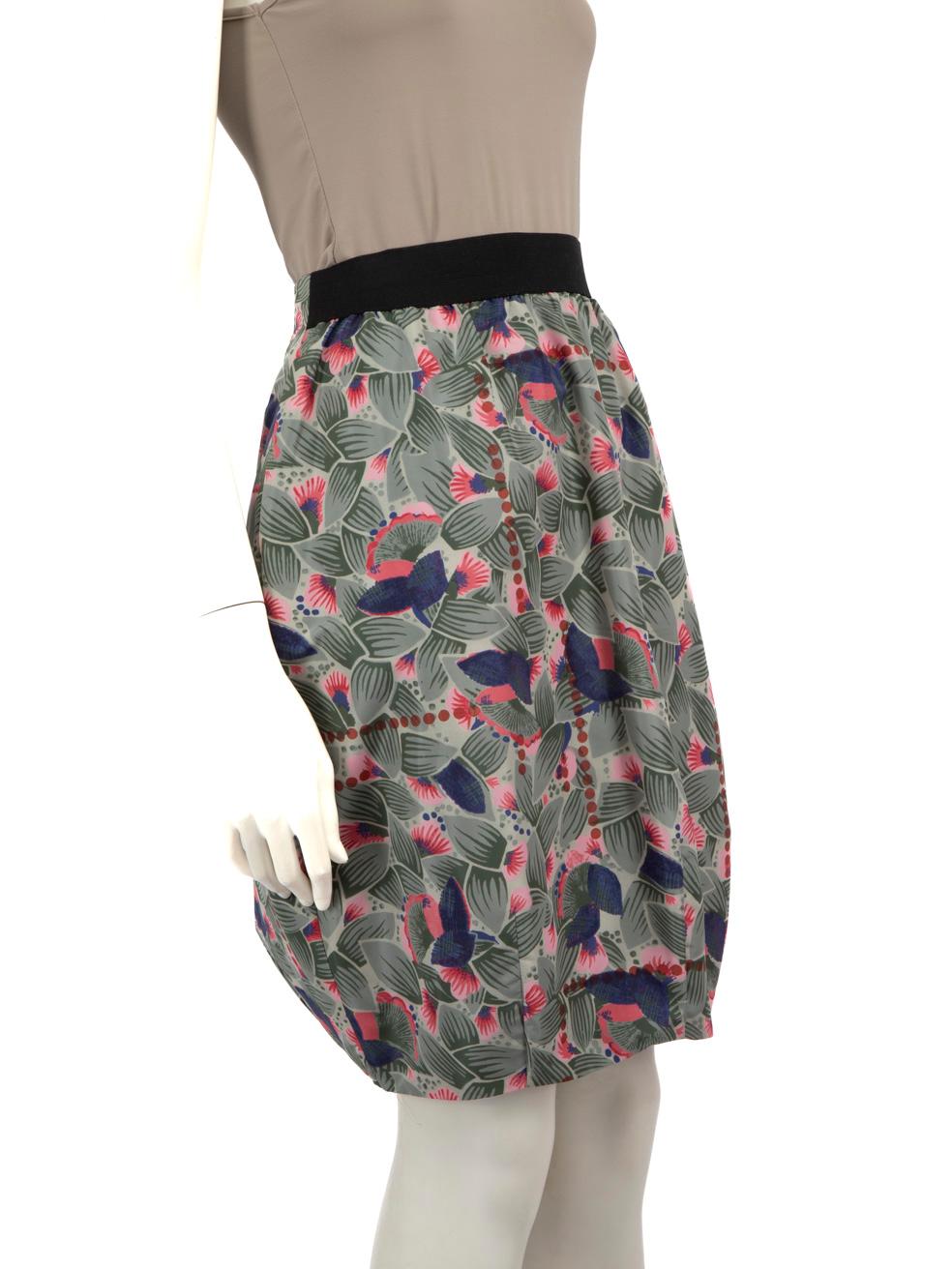 CONDITION is Very good. Hardly any visible wear to skirt is evident on this used Marni designer resale item.
 
 Details
 Multicolour- green tone
 Polyester
 Full skirt
 Floral print
 Knee length
 2x Side pockets
 Side zip and hook fastening
 
 
