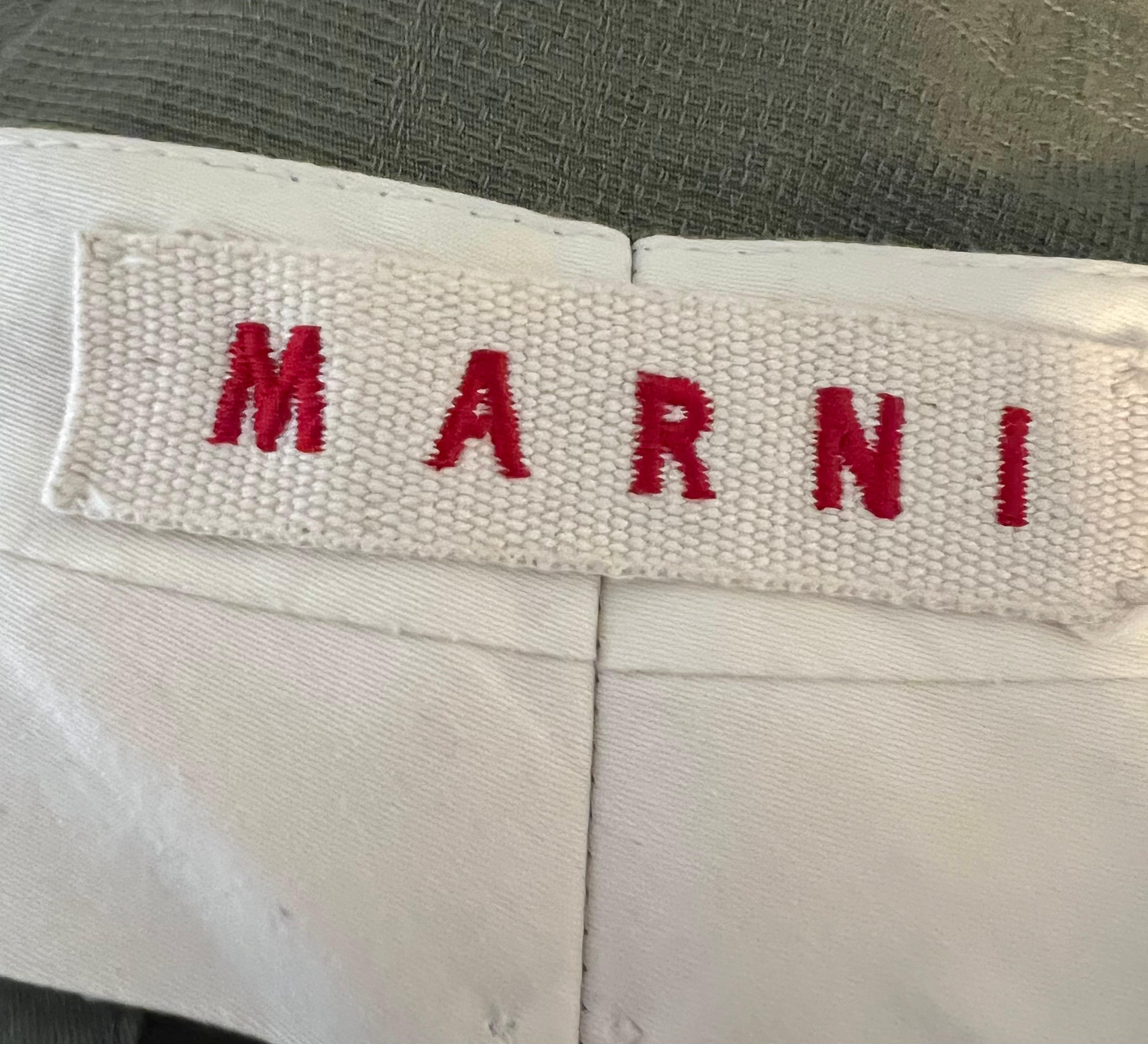 Marni Green Capri Pants, Size 40 For Sale 1