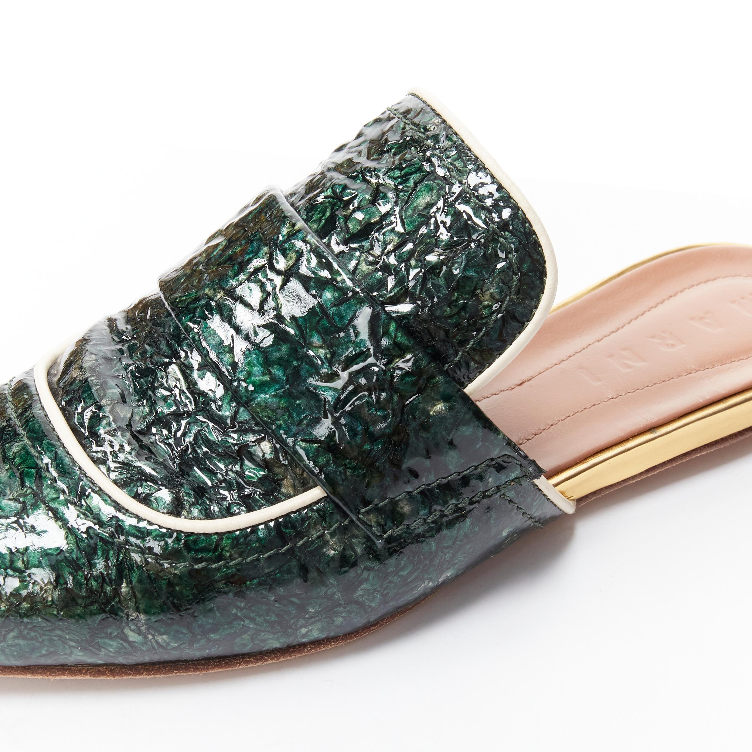 MARNI green crinkled patent point toe slip on mule flats loafer EU37.5 In Excellent Condition For Sale In Hong Kong, NT