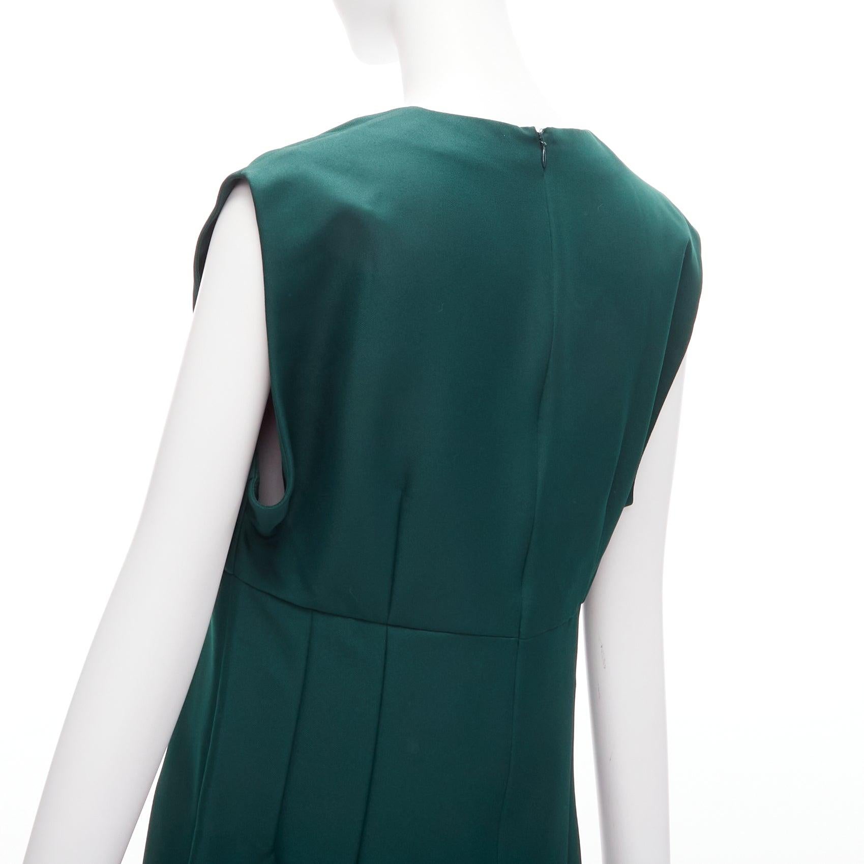 MARNI green twill V neck dart pleat waist sleeveless boxy dress IT40 S
Reference: CELG/A00280
Brand: Marni
Material: Polyester
Color: Green
Pattern: Solid
Closure: Zip
Extra Details: Bias cut flatters body. Back zip.
Made in: