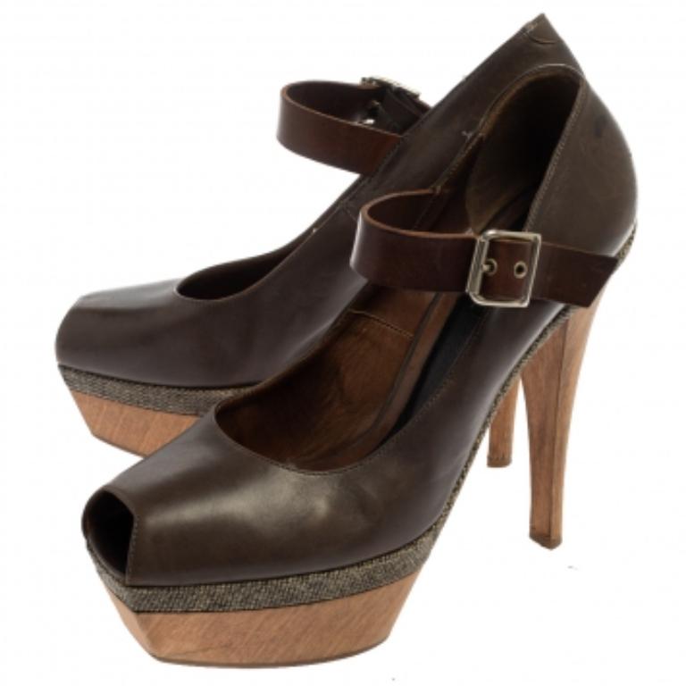Marni Grey Leather Mary Jane Peep Toe Platform Pumps Size 39 For Sale 2