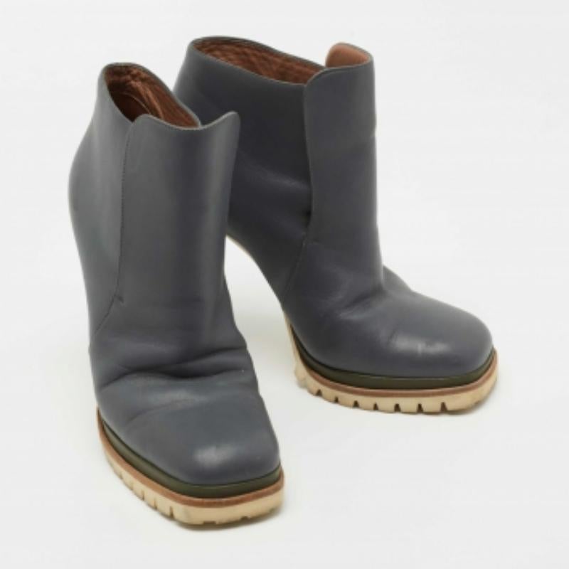Marni Grau Leder Quadratische Zehe Stiefeletten Größe 40 (Schwarz) im Angebot