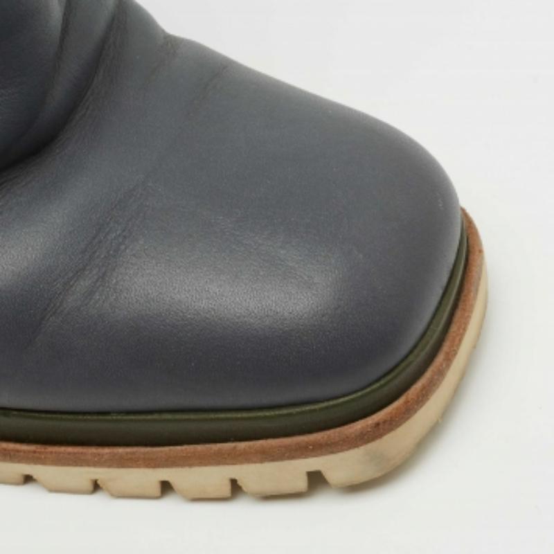 Marni Grau Leder Quadratische Zehe Stiefeletten Größe 40 im Angebot 2
