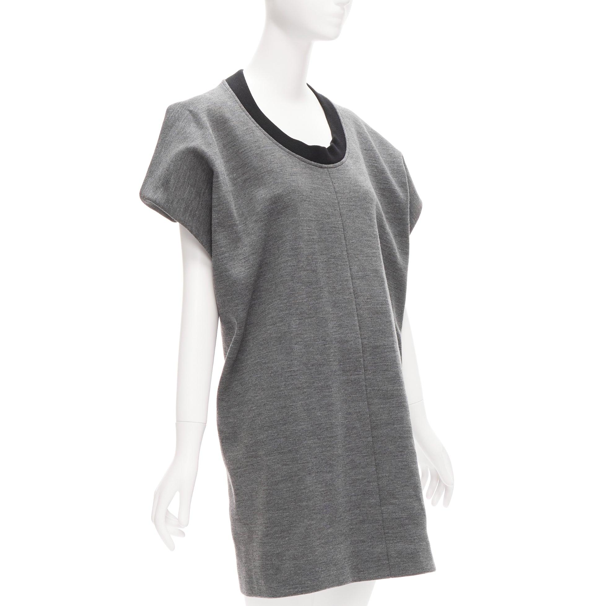 MARNI grey virgin wool blend 3D cut structured boxy casual dress IT40 S
Reference: CELG/A00296
Brand: Marni
Material: Virgin Wool, Blend
Color: Grey, Black
Pattern: Solid
Closure: Slip On
Extra Details: Back cutout detail with silver ring at