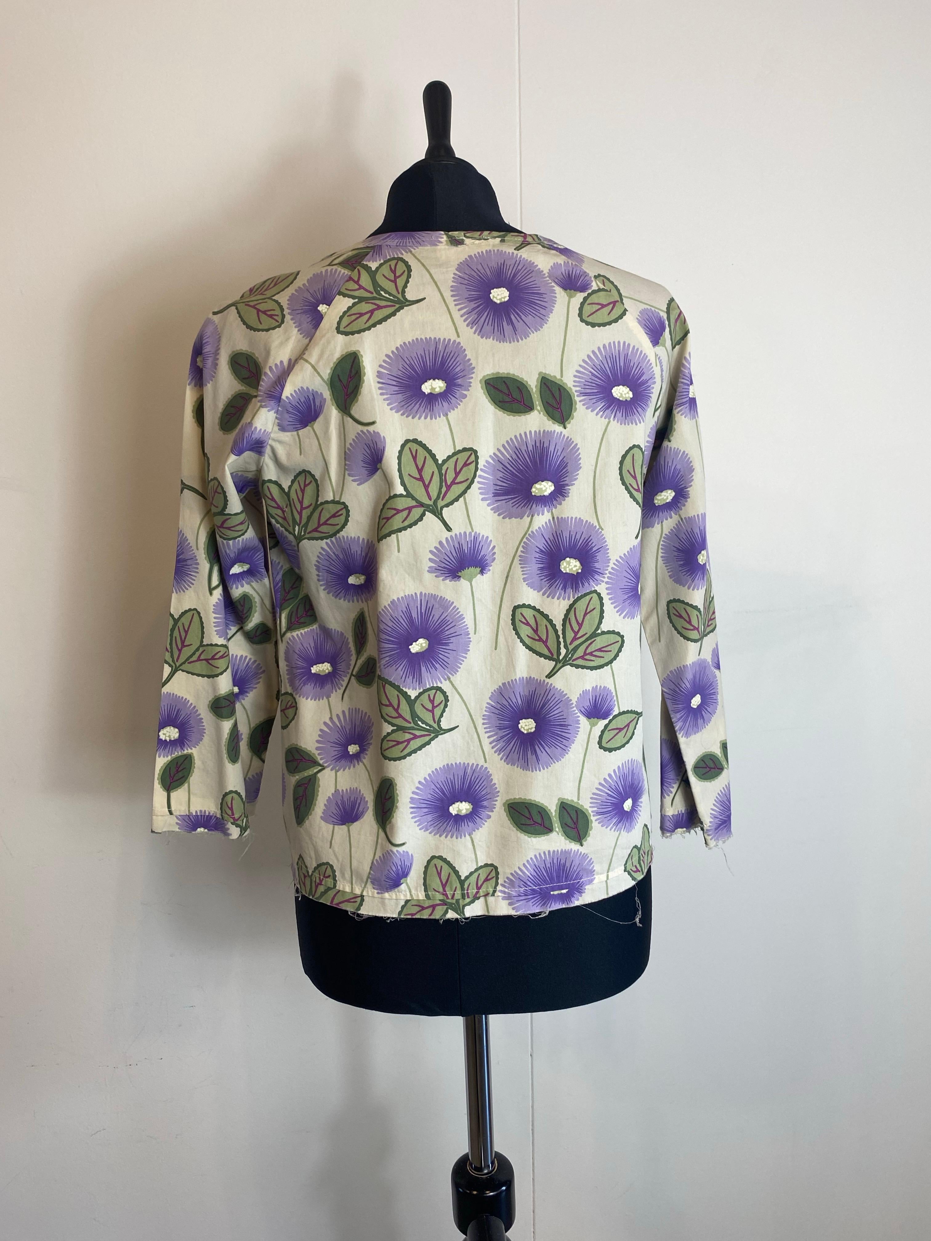 Marni long-sleeved top with floral details. en vente 1