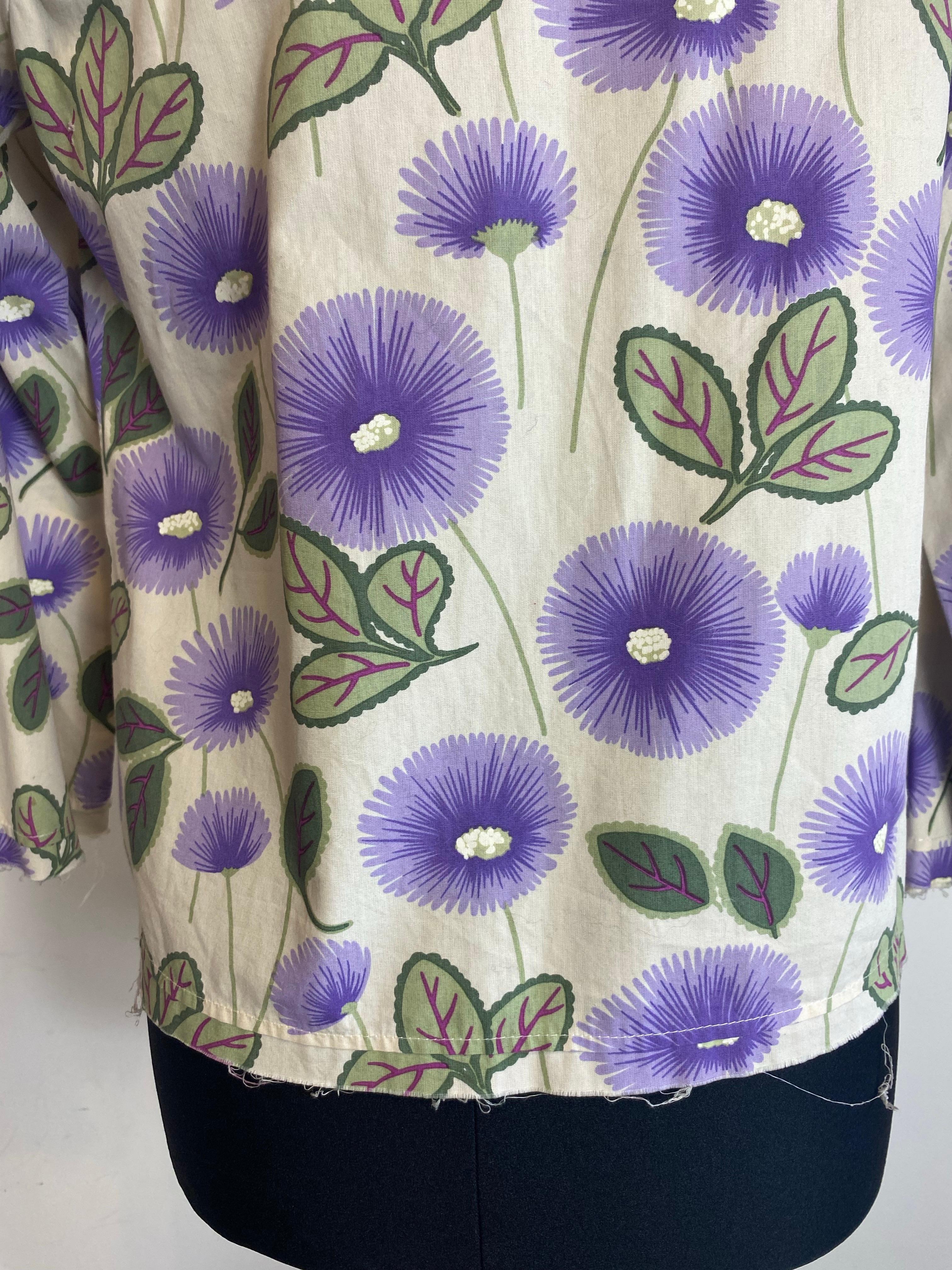 Marni long-sleeved top with floral details. en vente 2