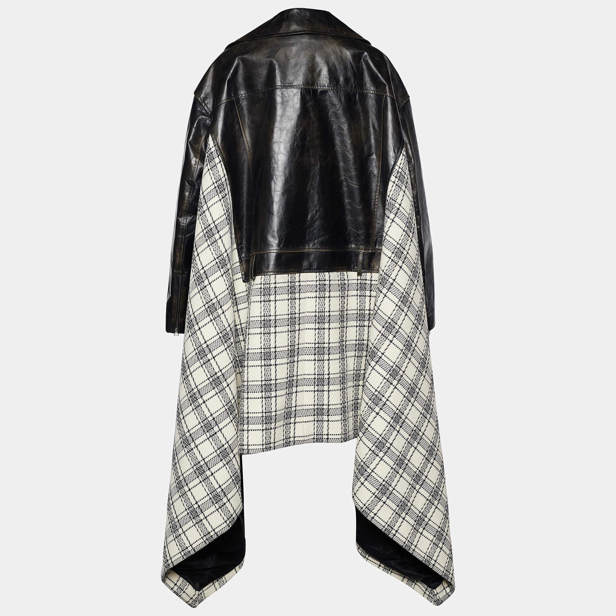 A coat as functional and stylish as this one is difficult to miss. Marni uses monochrome leather and plaided wool fabric to tailor this lavish coat. This layered silhouette is further enhanced with a zipper closure, long sleeves, and two functional